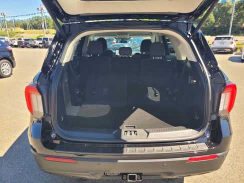 Certified 2026 Ford Explorer Active RWD image 8