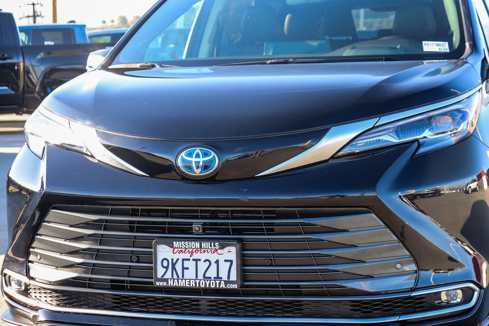 Certified 2024 Toyota Sienna Platinum AWD/4WD image 9