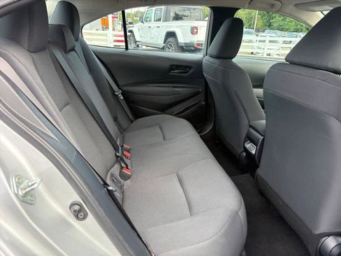Used 2023 Toyota Corolla LE FWD image 8