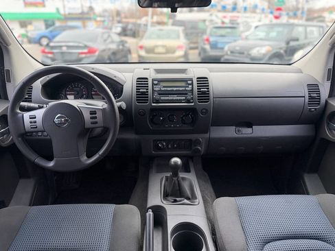 Used 2006 Nissan Xterra Off-Road AWD/4WD image 9