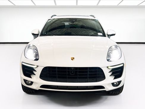 Used 2018 Porsche Macan image 2