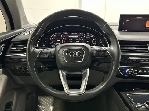 Used 2017 Audi Q7 3.0T Prestige w/ Prestige Package AWD/4WD image 13
