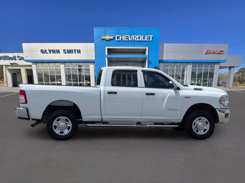 Used 2021 RAM 2500 Tradesman w/ Chrome Appearance Group AWD/4WD image 7
