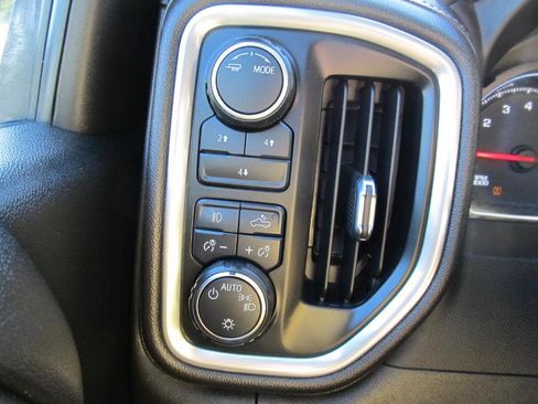 Used 2022 Chevrolet Silverado 3500 LT w/ Convenience Package image 47