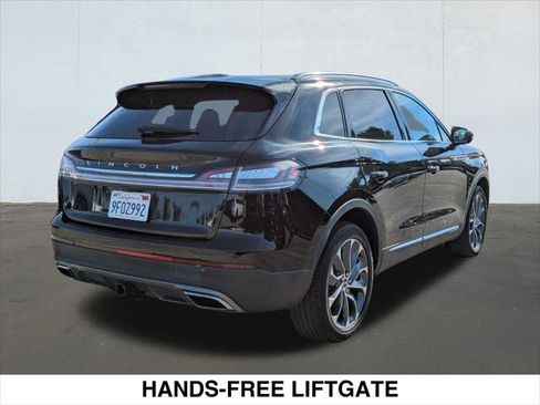 Used 2022 Lincoln Nautilus Reserve image 5