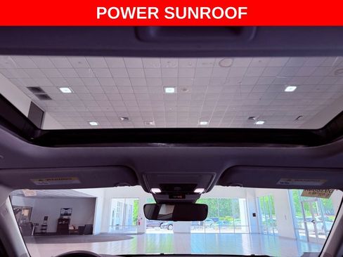 Used 2024 Honda Accord Touring image 7