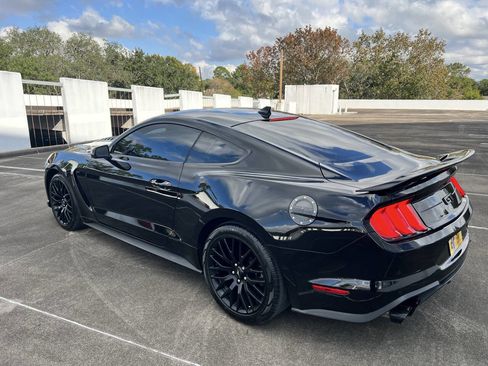 Used 2022 Ford Mustang GT Premium image 6
