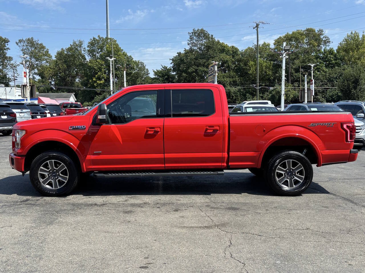 Used 2017 Ford F150 Lariat w/ Equipment Group 502A Luxury AWD/4WD image 5