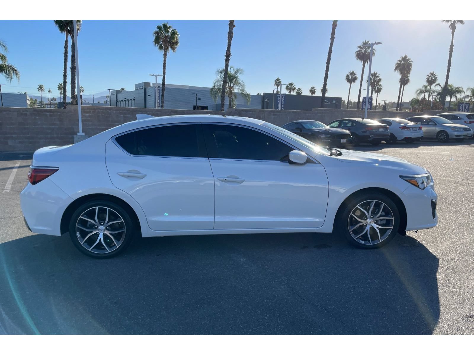 Used 2020 Acura ILX w/ Technology Package FWD image 6