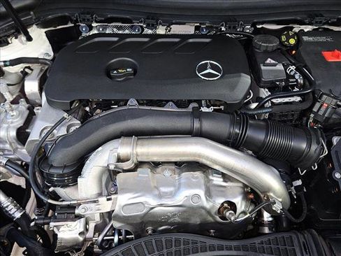 New 2026 Mercedes-Benz GLA 250 image 16