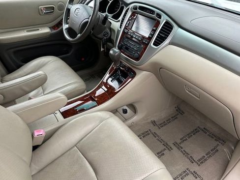 Used 2006 Toyota Highlander 4WD Hybrid image 18