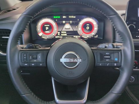 Used 2023 Nissan Rogue Platinum w/ Platinum Premium Package AWD/4WD image 35