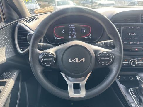 Used 2024 Kia Soul LX w/ Option Group 015 image 19