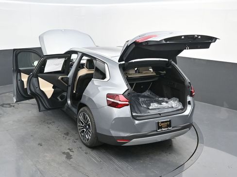 Used 2025 BMW X3 xDrive30i w/ Premium Package image 53