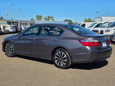 Used 2015 Honda Accord Touring image 32