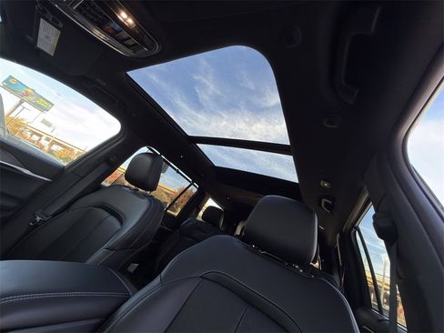 New 2025 Jeep Grand Cherokee L Limited w/ Luxury Tech Group II image 20