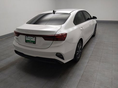 Used 2022 Kia Forte LXS image 9