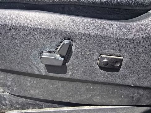 Used 2017 Dodge Grand Caravan GT FWD image 19