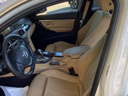 Used 2017 BMW 330i Sedan RWD image 18