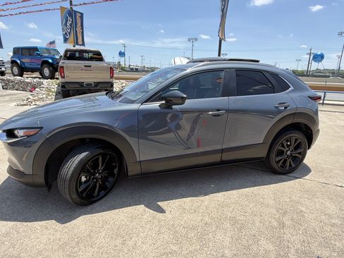 Used 2025 MAZDA CX-30 AWD 2.5 S w/ Preferred Package image 11