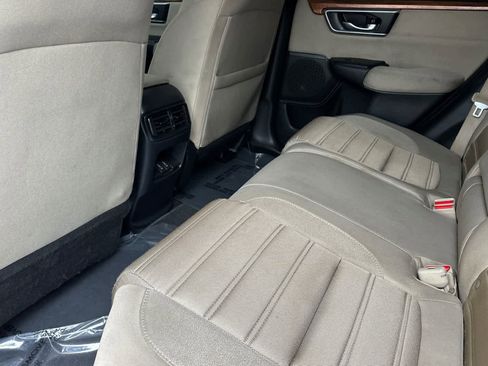 Used 2019 Honda CR-V EX image 4