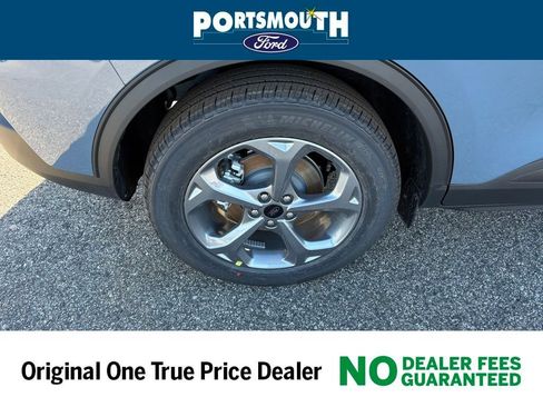 New 2026 Ford Escape ST-Line w/ Tech Pack #1 AWD/4WD image 29
