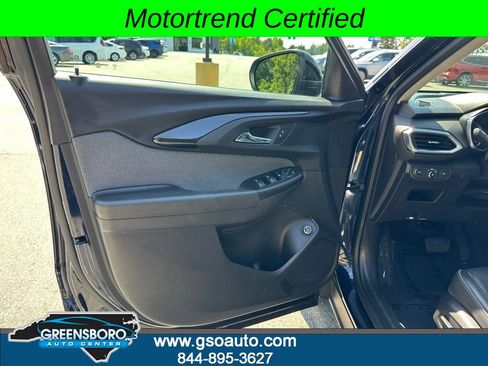 Used 2021 Chevrolet TrailBlazer LT w/ Sun and Liftgate Package AWD/4WD image 14