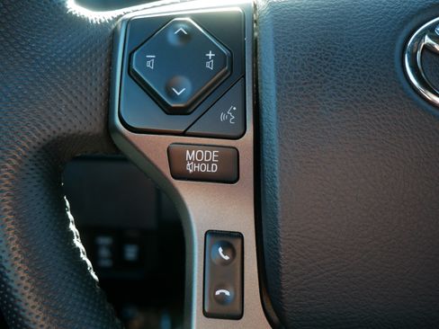 Used 2023 Toyota Tacoma SR image 31