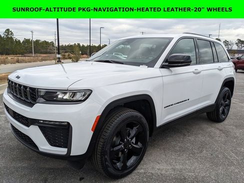 New 2026 Jeep Grand Cherokee Limited w/ Limited Altitude Package RWD image 1