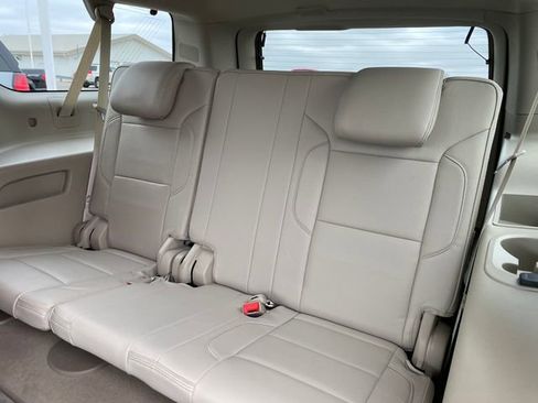 Used 2020 GMC Yukon XL Denali image 12