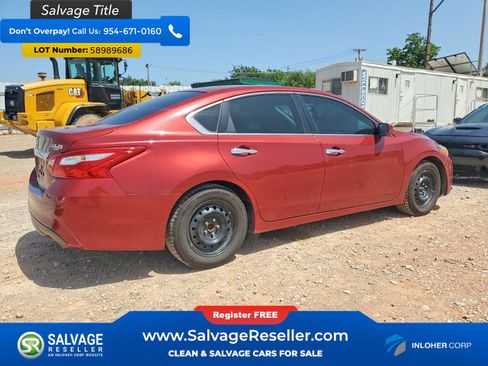 Used 2016 Nissan Altima 2.5 S w/ Power Driver Seat Package FWD image 4