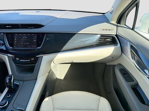 Used 2024 Cadillac XT6 Premium Luxury w/ LPO, Floor Liner Package image 19