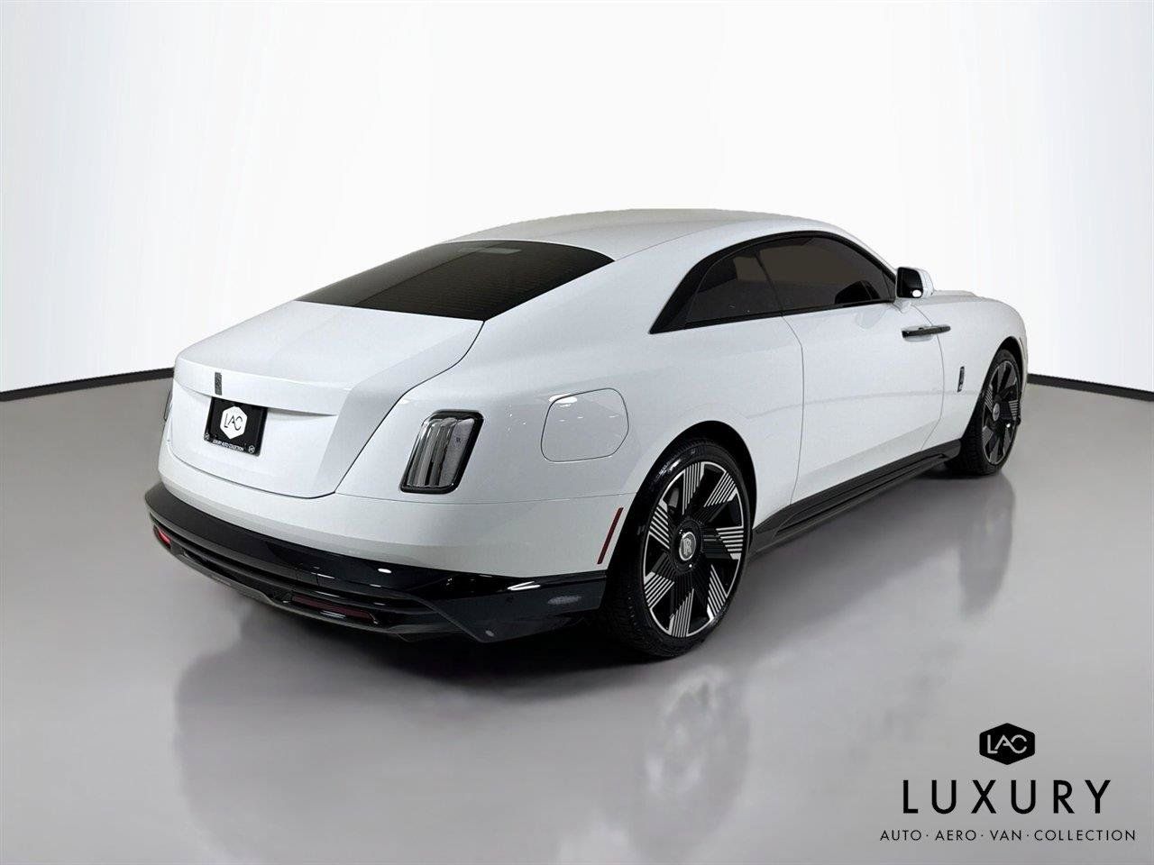 Used 2025 Rolls-Royce Spectre AWD/4WD image 6