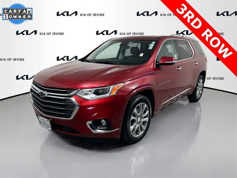 Used 2019 Chevrolet Traverse Premier w/ Driver Confidence II Package image 3