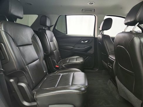 Used 2019 Chevrolet Traverse LT w/ LPO, Floor Liner Package AWD/4WD image 28