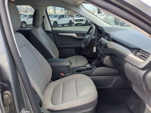 Used 2022 Ford Escape S image 31