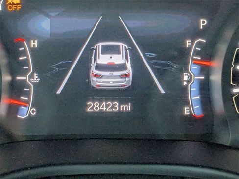 Used 2025 Jeep Compass Limited image 31