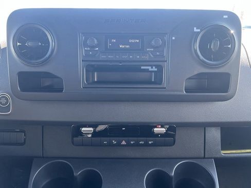 New 2025 Mercedes-Benz Sprinter 2500 image 18