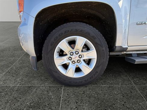 Used 2017 GMC Canyon SLE w/ SLE Convenience Package RWD image 15