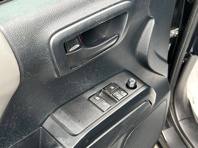 Used 2020 Toyota Tacoma SR w/ SX Package AWD/4WD image 22
