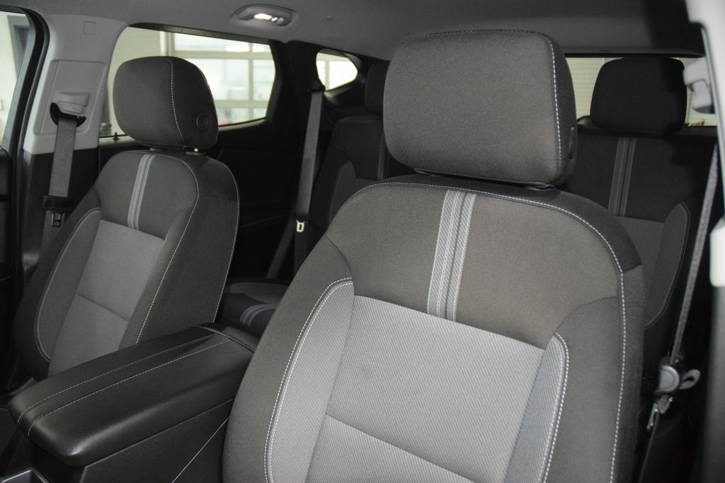 Used 2024 Chevrolet Blazer LT w/ Convenience Package FWD image 43