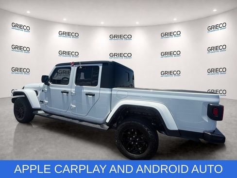 Used 2022 Jeep Gladiator Sport AWD/4WD image 5