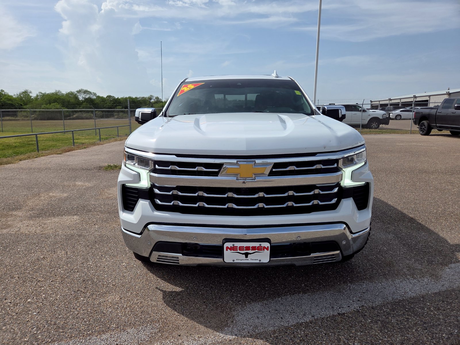 Used 2025 Chevrolet Silverado 1500 LTZ w/ Z71 Off-Road Package AWD/4WD image 2