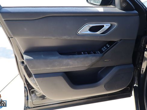Used 2025 Land Rover Range Rover Velar Dynamic SE AWD/4WD image 12