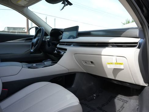 Certified 2027 INFINITI QX60 Pure w/ Cargo Package FWD image 22