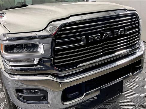 Used 2021 RAM 2500 Laramie w/ Snow Chief Group AWD/4WD image 36