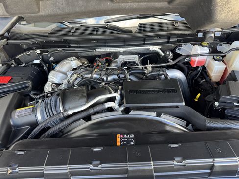 Certified 2025 Chevrolet Silverado 3500 LTZ w/ LTZ Convenience Package AWD/4WD image 26