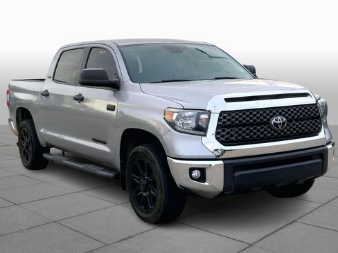 Used 2020 Toyota Tundra SR5 image 2
