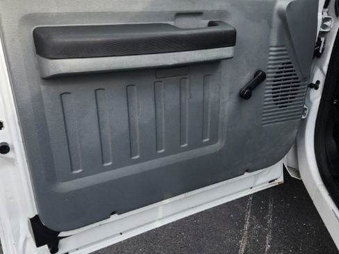 Used 2011 Ford F250 XL w/ XL Value Pkg image 14