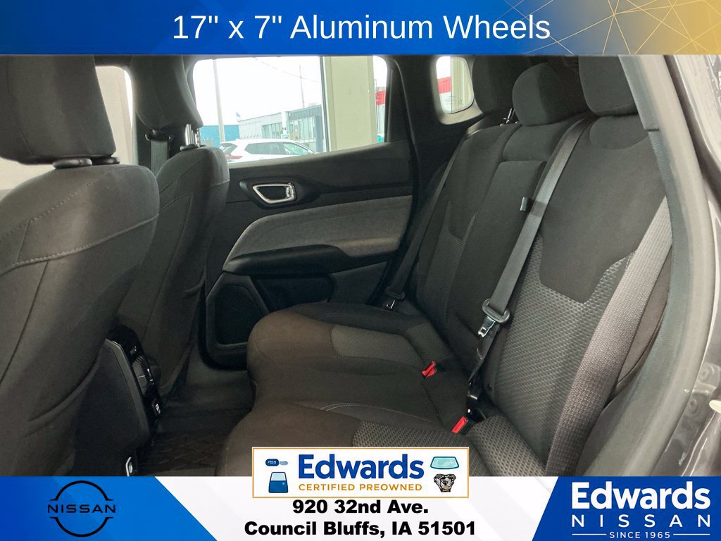 Used 2024 Jeep Compass Sport AWD/4WD image 12